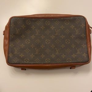 Vintage LV shoulder purse / clutch